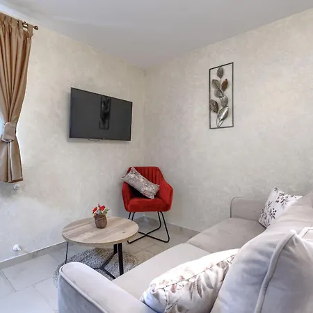 Trosti By Interhome Barban