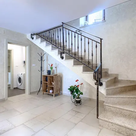 Vakantiehuis Trosti By Interhome *