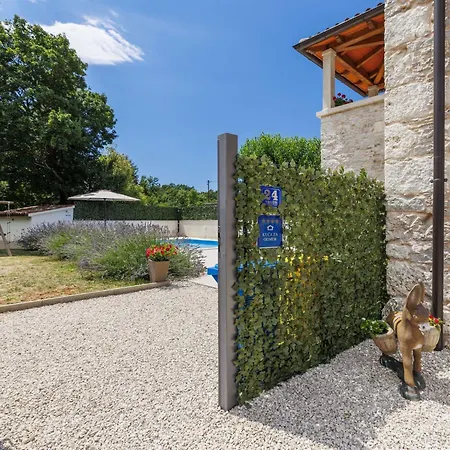 Vakantiehuis Trosti By Interhome Barban